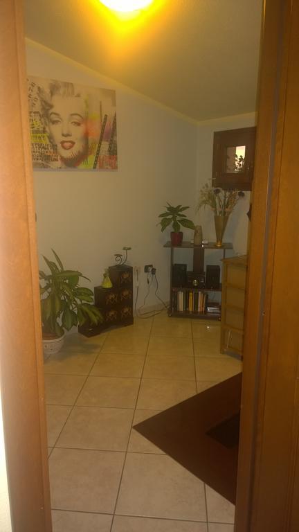 Casa Rosina Apartamento Orosei Habitación foto