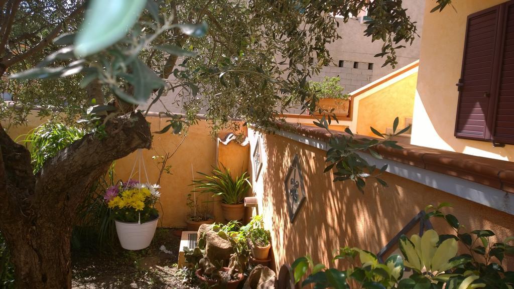 Casa Rosina Apartamento Orosei Exterior foto