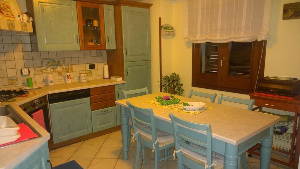 Casa Rosina Apartamento Orosei Habitación foto